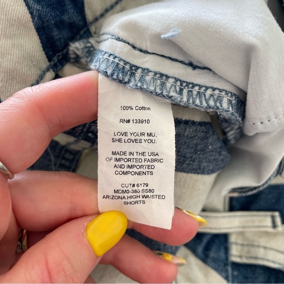 Show Me Your Mumu Arizona Sedona Striped Denim High Waisted Jean Shorts EUC 29 - Picture 10 of 12